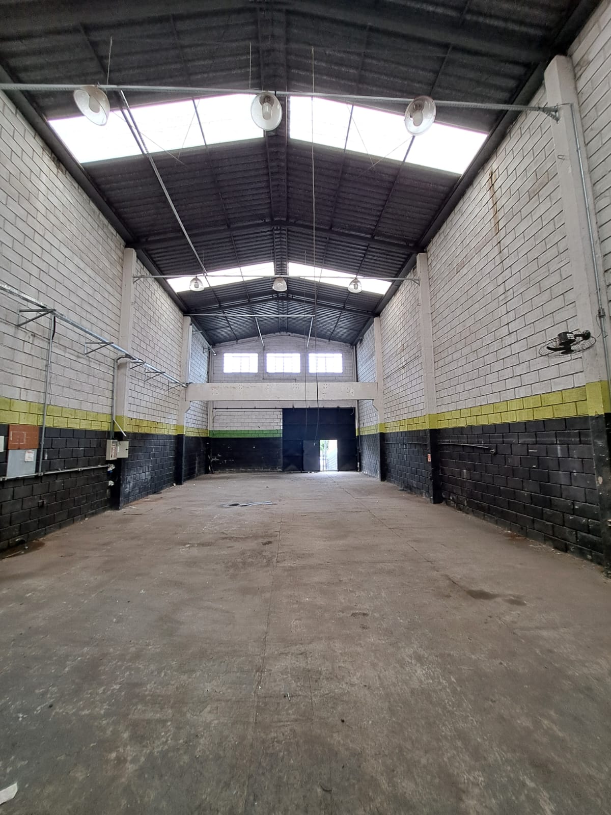 Galpão de 273 m² na Av. Capitão Bento Mascarenhas Jequitinhonha — Sorocaba — imagem 2