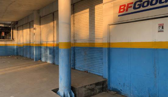 Imóvel comercial com 585 m² na Avenida General Carneiro — venda — imagem 2