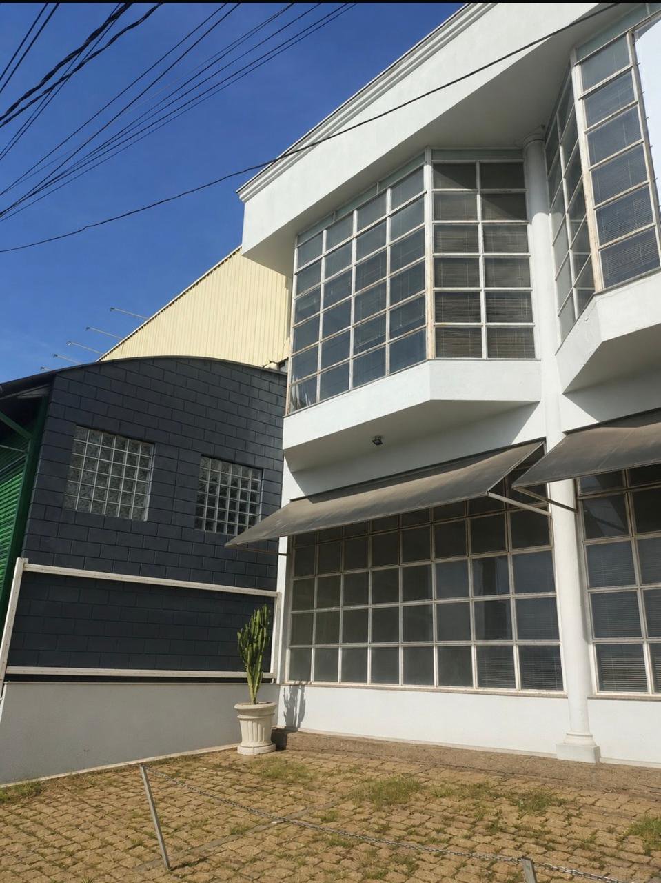 Prédio comercial com 752 m² no Campolim — venda ou locação — imagem 3