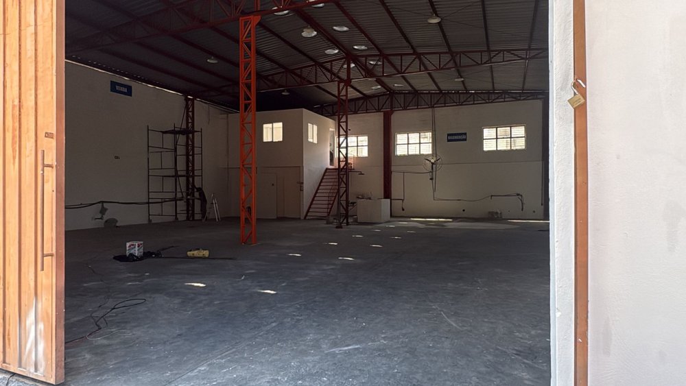 Galpão 04 em condomínio com 400 m² na Zona Industrial de Sorocaba — imagem 3