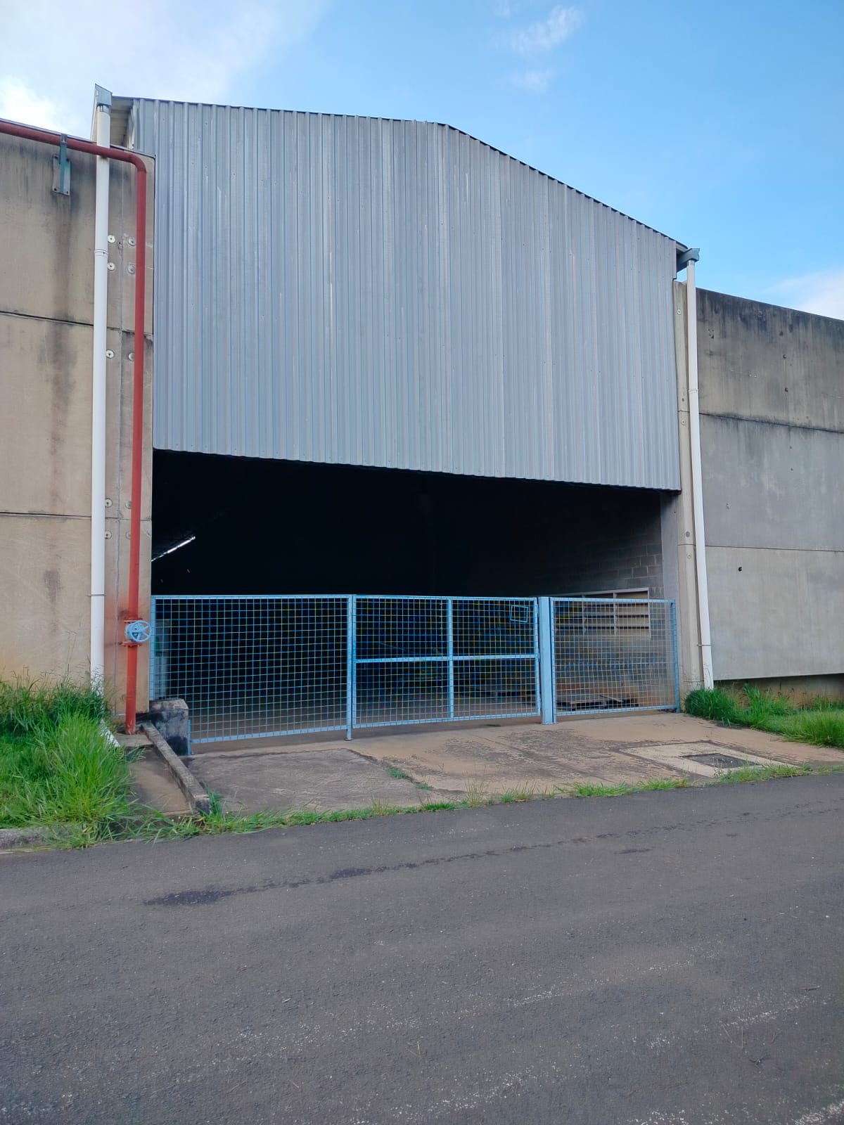 Instalações industriais com 17.000 m² para locação no Éden — imagem 2