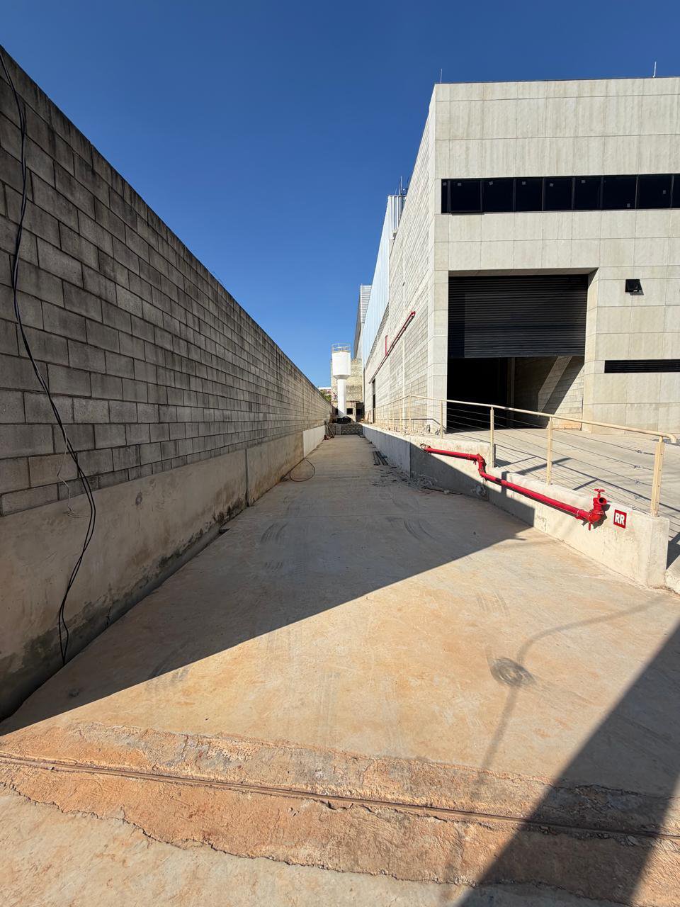 Galpão novo de 950 m² para locação em Sorocaba