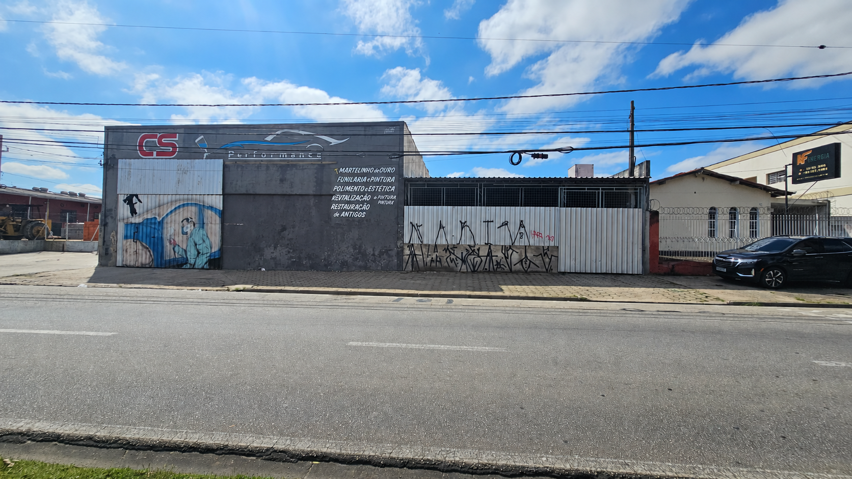 Galpão com 584 m² para locação na Avenida Percito de Souza Queiroz